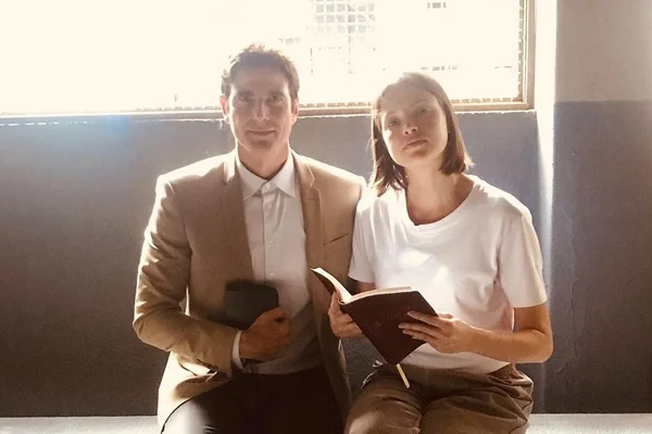Gianecchini mostra bastidores e final alternativo para Josiane