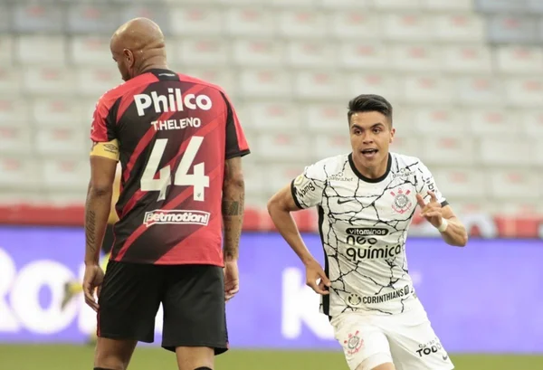 Corinthians bate o Furacão fora de casa