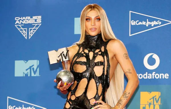 MTV EMA: Pabllo Vittar é eleita a melhor artista brasileira