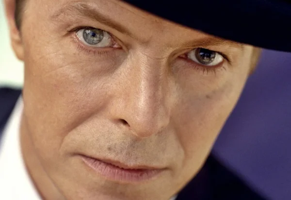 David Bowie: um ano sem o Lázaro da música pop