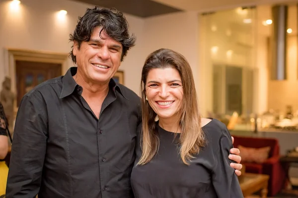Diretora da Jukaf, Karina Lima está noiva de Flávio Alencastro