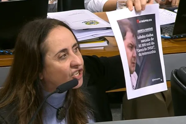 Deputada federal Adriana Ventura (Novo) acusa Lulinha de receber mesada de R$ 300 mil