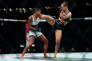 Stephanie Luciano x Ravena Oliveira pelo UFC Canadá
