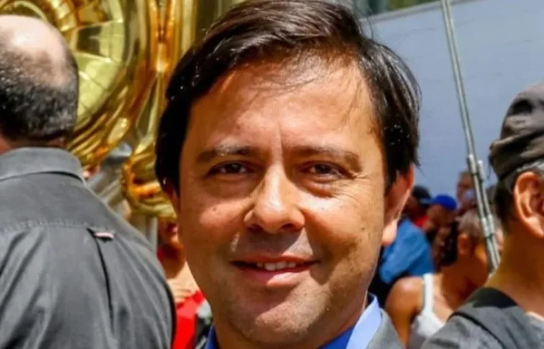 Antônio de Pádua Freitas Moreira Junior