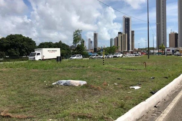 Vídeo: mulher morre atropelada ao visitar irmã internada em hospital