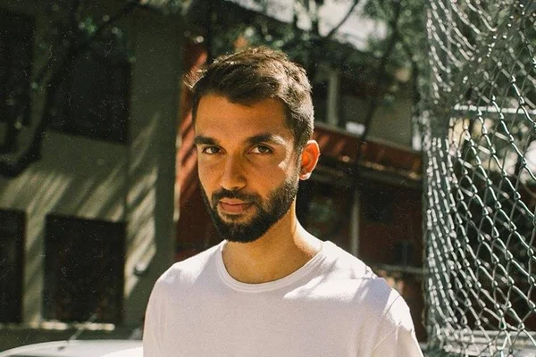 Brasileiro: Silva explora brasilidade contemporânea em novo disco