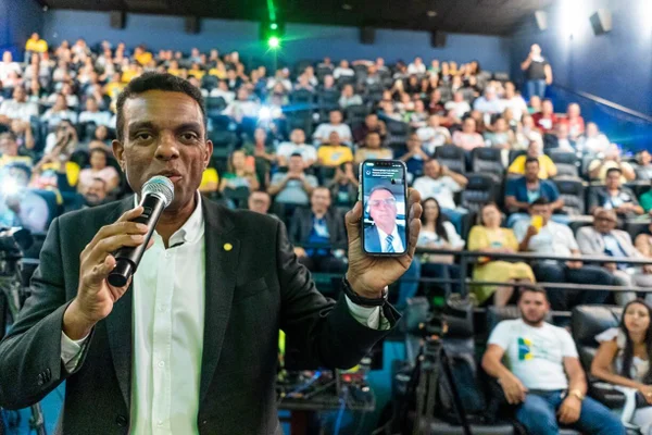 Bolsonarista distribui a evangélicos do NE cartilha de terrorismo religioso