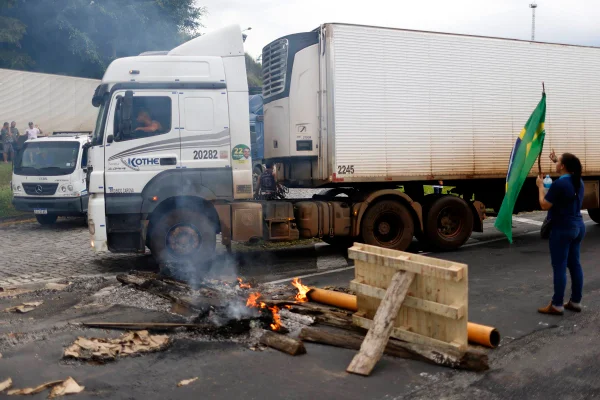 Greve de caminhoneiros