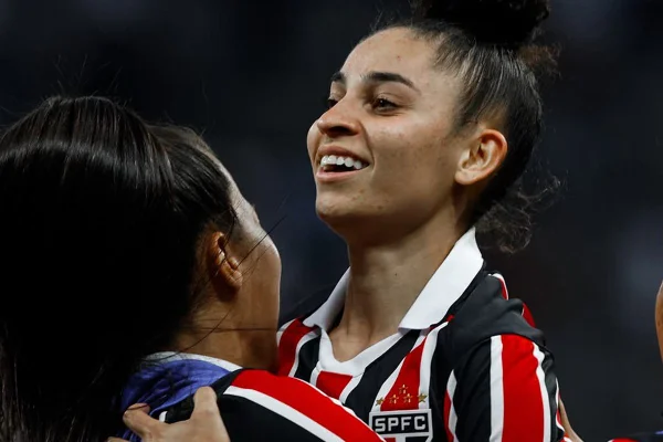 Foto colorida do time do São Paulo Feminino - Metrópoles