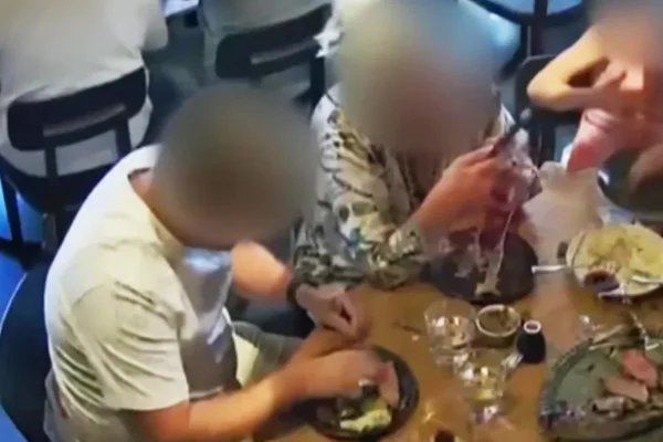 Família tenta escapar de conta de R$ 2 mil com truque nojento em restaurante
