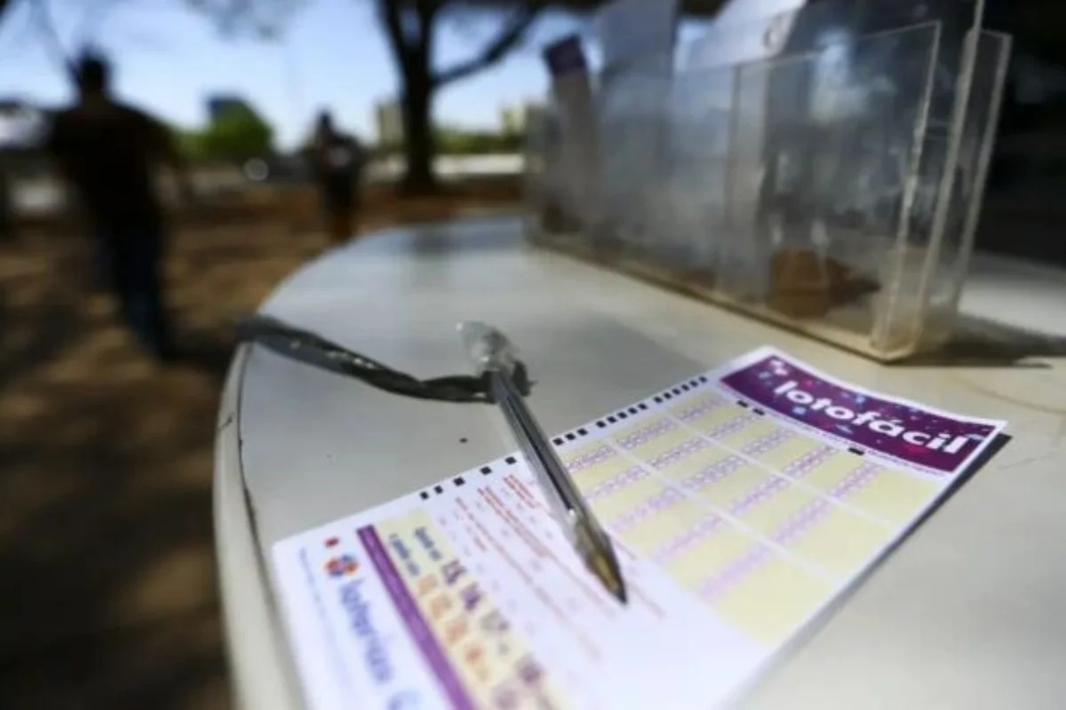 Lotofácil 3754 acumula, e prêmio vai a R$ 5 milhões. Veja resultado