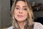 Leticia Spiller arranca suspiros dos fãs ao posar nua