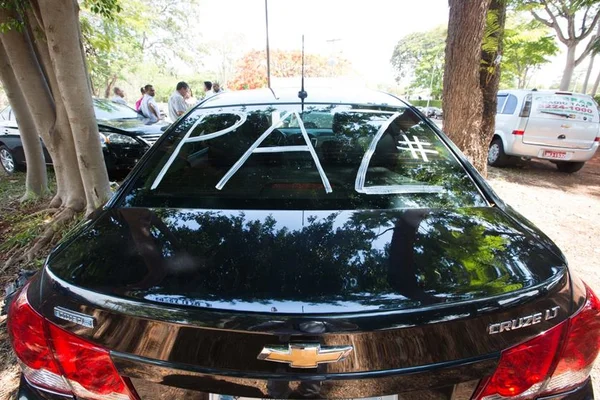 Pesquisa Datafolha revela que 83% dos brasilienses defendem regulamentação do Uber