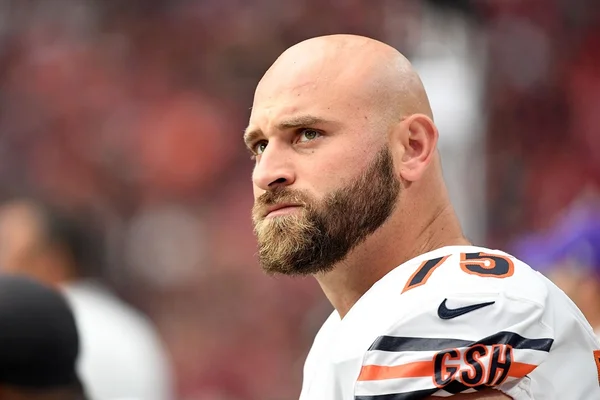 Vídeo: jogador da NFL aparece pelado durante live no vestiário