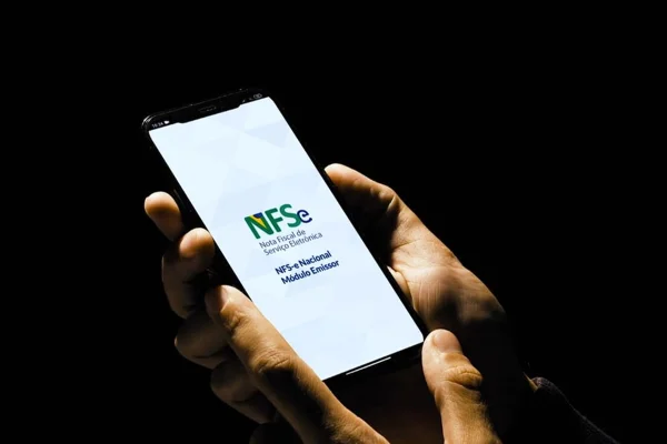 Prestadores de serviço do DF terão novas regras para emitir notas fiscais