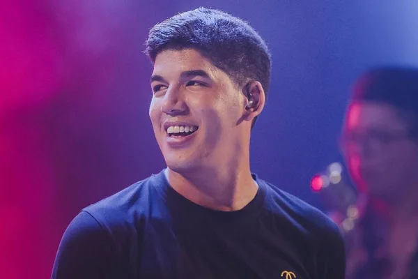 Zé Vaqueiro se junta ao TikTok para o lançameneto do seu novo EP