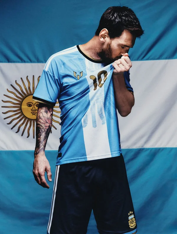 Revelados detalhes da camisa de despedida de Lionel Messi da Argentina - destaque galeria Revelados detalhes da camisa de despedida de Lionel Messi da Argentina - destaque galeria