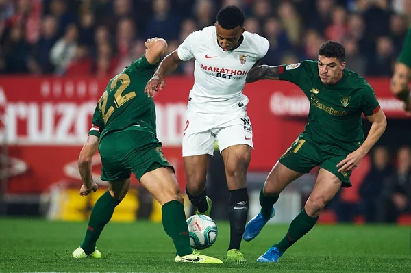Sevilla só empata com o Athletic Bilbao na retomada do Espanhol