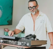 Yakir Levi tinha 45 anos