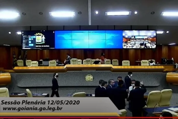Apenas 10% dos goianienses aprovam atuação dos vereadores, diz pesquisa
