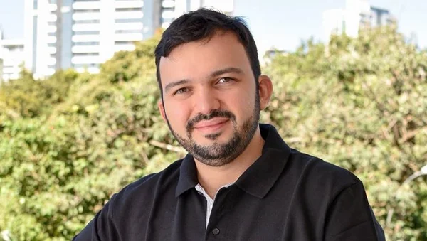 Vencedor do prêmio Sesc, defensor público do DF lança “Última Hora”