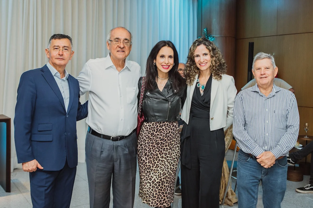 Entre os convidados, amigos da família Gontijo Entre os convidados, amigos da família Gontijo