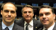 Eduardo, Jair e Flávio Bolsonaro