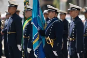 Militares na entrada do almoço que Lula tem com alto comando da Aeronáutica Militares na entrada do almoço que Lula tem com alto comando da Aeronáutica