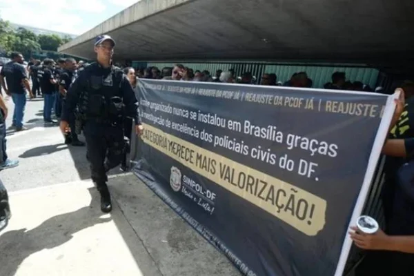 PM - Metrópoles
