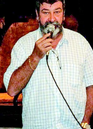 Prefeito termina namoro com ex-BBB após recaída com esposa