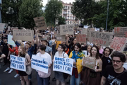 Protesto contra Zelensky na Ucrânia 