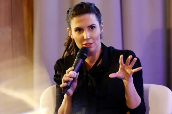 A apresentadora do Autoesporte Cris Amaral - Metrópoles