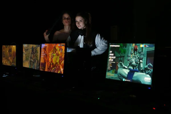 Jogadoras pedem o fim do assédio e do machismo no mundo dos games