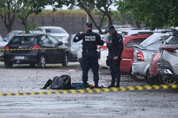 Policiais militares deflagram a operação petardo - Metrópoles