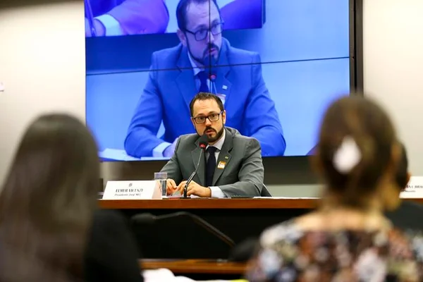 Presidente do Inep: “Bolsonaro e Weintraub não pediram para ler Enem”