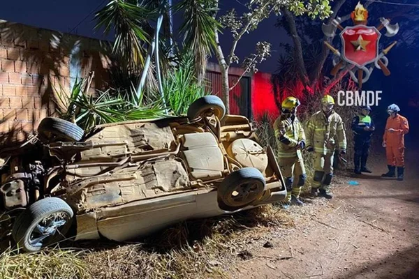 Motorista de 23 anos capota o carro e morre na DF-128, em Planaltina