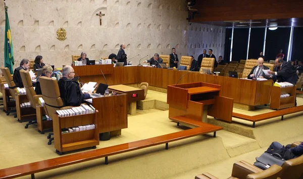 STF entende que delegados têm competência para negociar delação