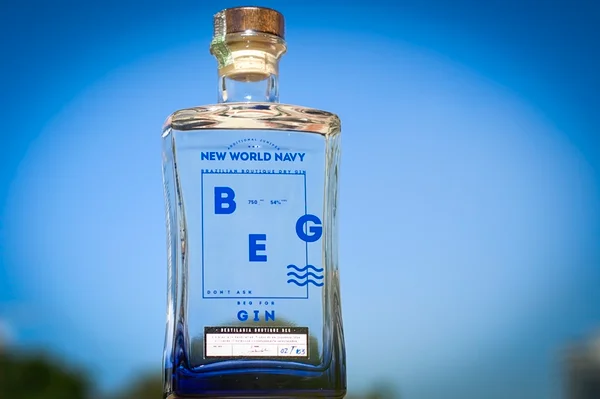 Empresa brasileira lança gim com teor alcoólico de 54%