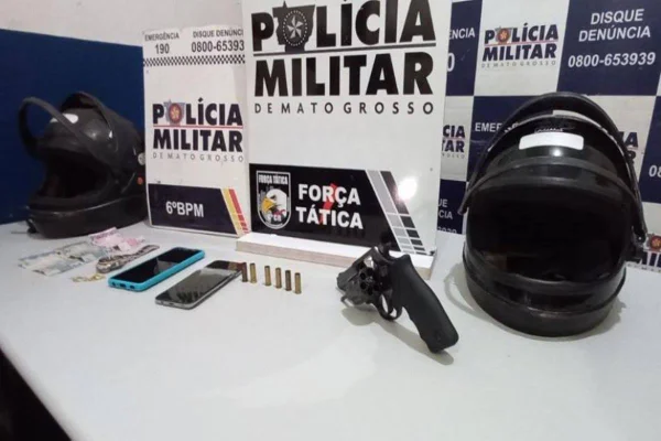 Foto colorido de itens apreendidos -Metrópoles