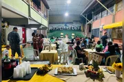 Aos 92 anos, aluno da EJA celebra aniversário na escola em BH Aos 92 anos, aluno da EJA celebra aniversário na escola em BH