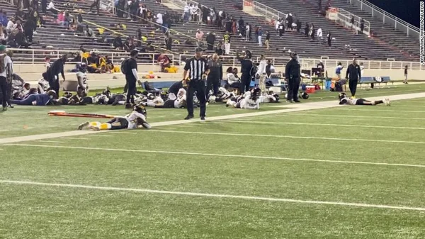 Tiroteio deixa 4 feridos em jogo de futebol americano colegial nos EUA
