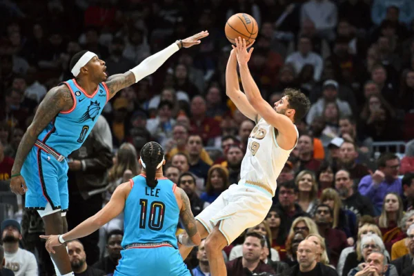 NBA: com cesta no fim da partida, Cavaliers vencem Phoenix Suns