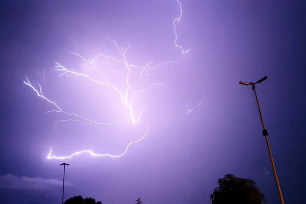 Tempestade raios Caldas Novas Goiás