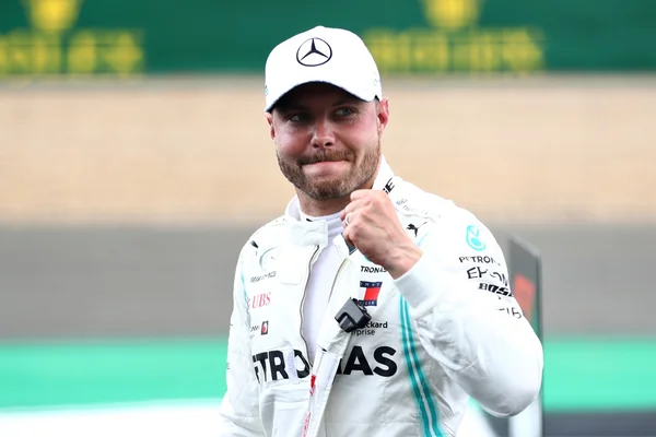Bottas festeja pole: “Não foi fácil, porque é fácil errar aqui”