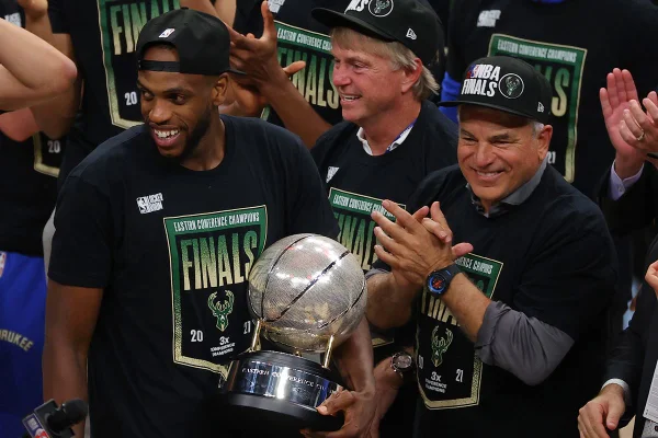 Middleton Bucks NBA