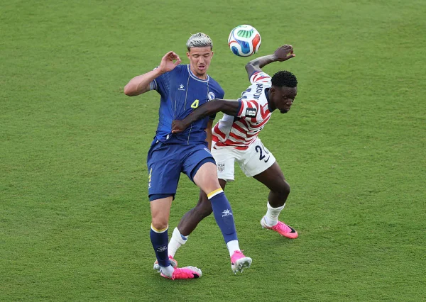 Comitê Disciplinar da Fifa explica efeito suspensivo de Balogun