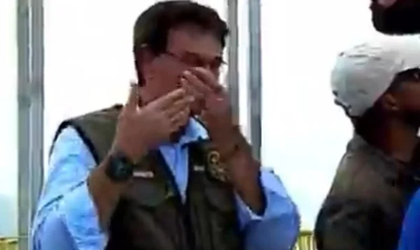 ministro gilson machado passa alcool no nariz