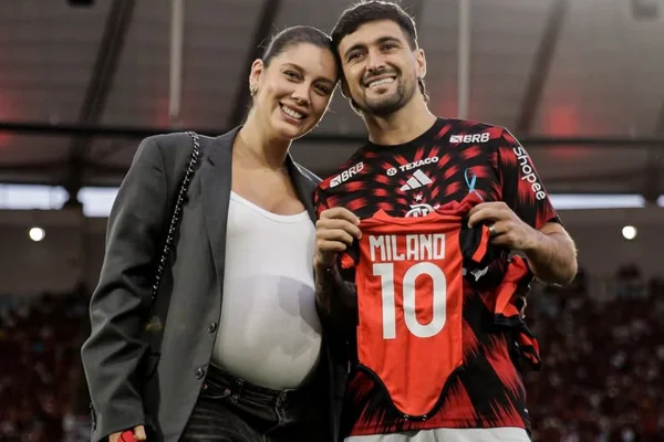 Nasce Milano, primeiro filho de Arrascaeta e Camila Bastiani - Metrópoles