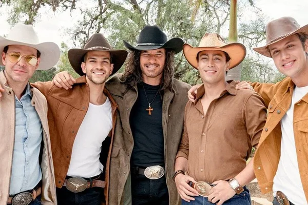 SBT recorre a duas reprises e uma inédita para novo horário de novelas