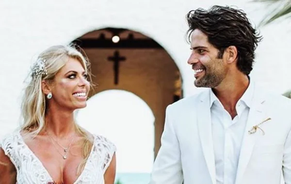 Caroline Bittencourt estava com lua de mel marcada para julho